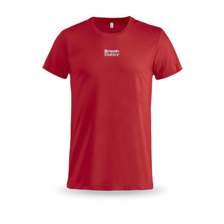 Rotes T-Shirt mit Logo auf der Brust.